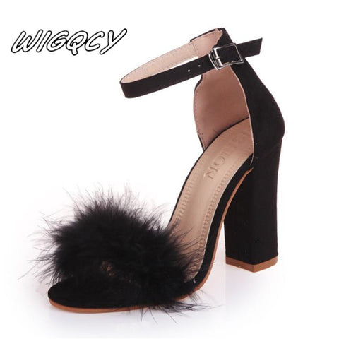 Factory Direct Low Heels Sandals Women Ankle Strap Summer Shoes Female Plus Size 43 Block Heels Women Shoes 2019 Casual Sandals